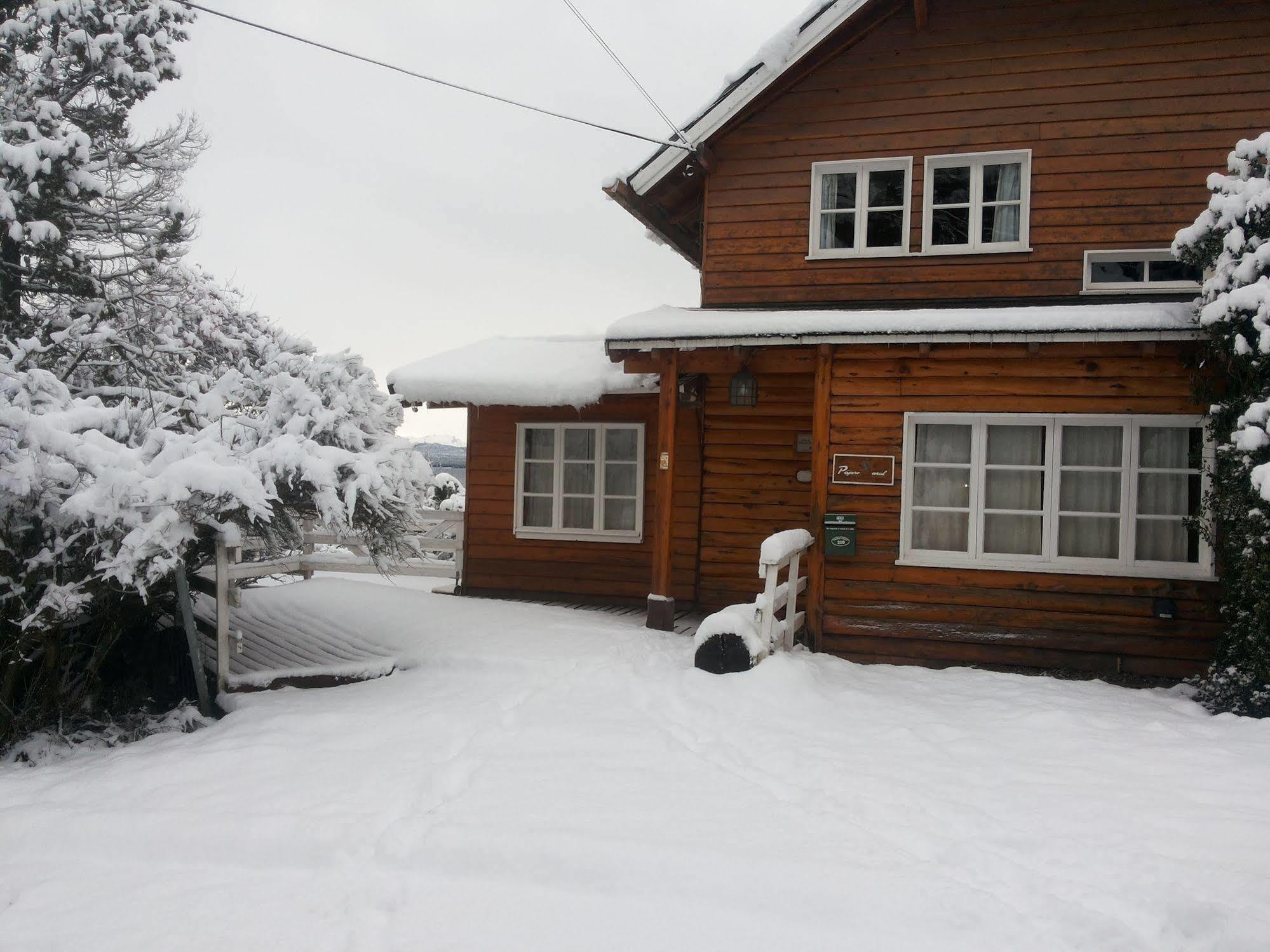 Bed and Breakfast Pajaro Azul San Carlos de Bariloche Esterno foto